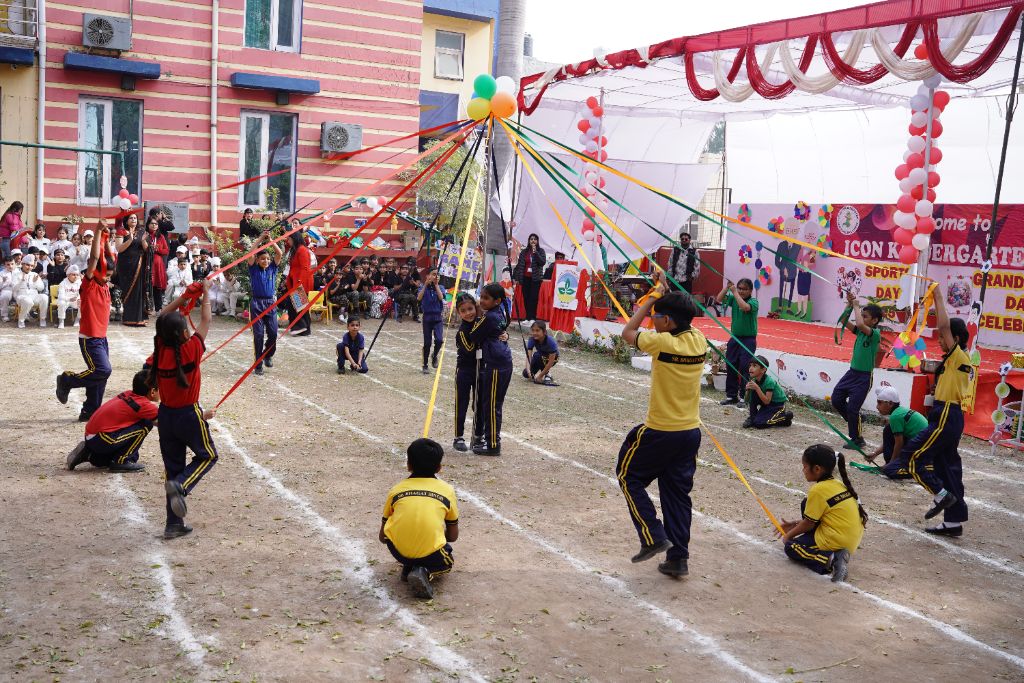 Sports Day — colourful ribbon maypole activity